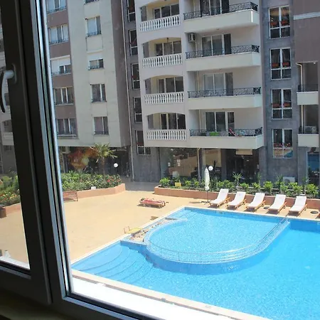 Vip Perla, Burgas